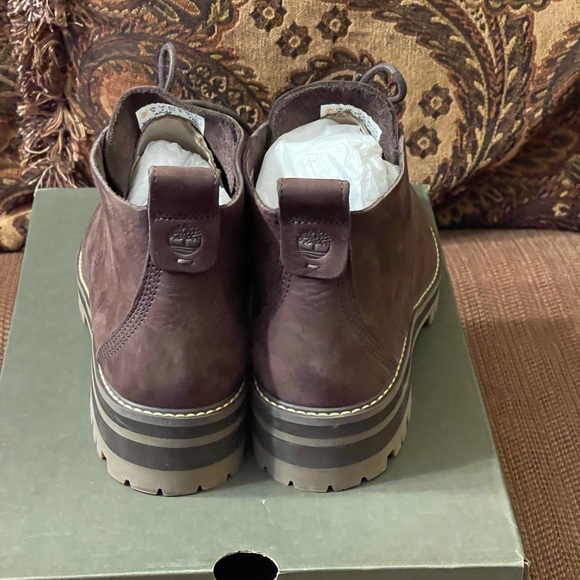 100% Auth Timberland Boots - Picture 7 of 14